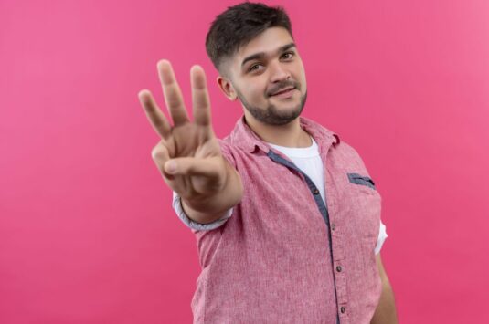 3 signaux qui montrent qu’il est temps d’externaliser votre secrétariat médical