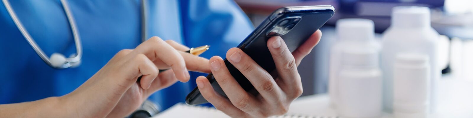 Médecin généraliste sans secrétaire : comment organiser son cabinet efficacement ?
