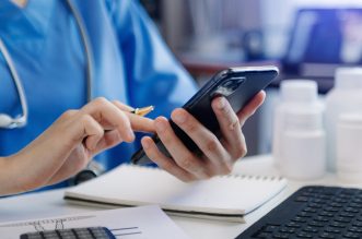 Médecin généraliste sans secrétaire : comment organiser son cabinet efficacement ?